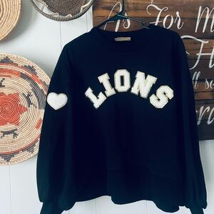 Judith March Black Sweatshirt with Heart and Lions Design
